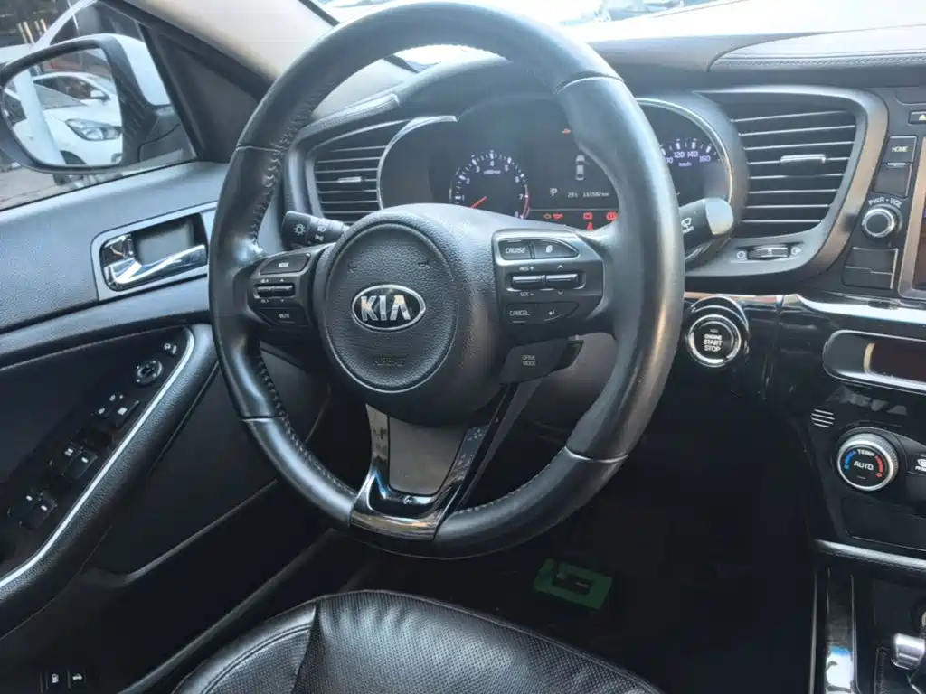 KIA K5 2014 2.0L AUTOMATIC LUXURY купить на сайте DeffCars