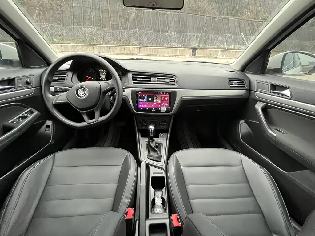 Lavida 2022 1.5L automatic fashion version купить на сайте DeffCars