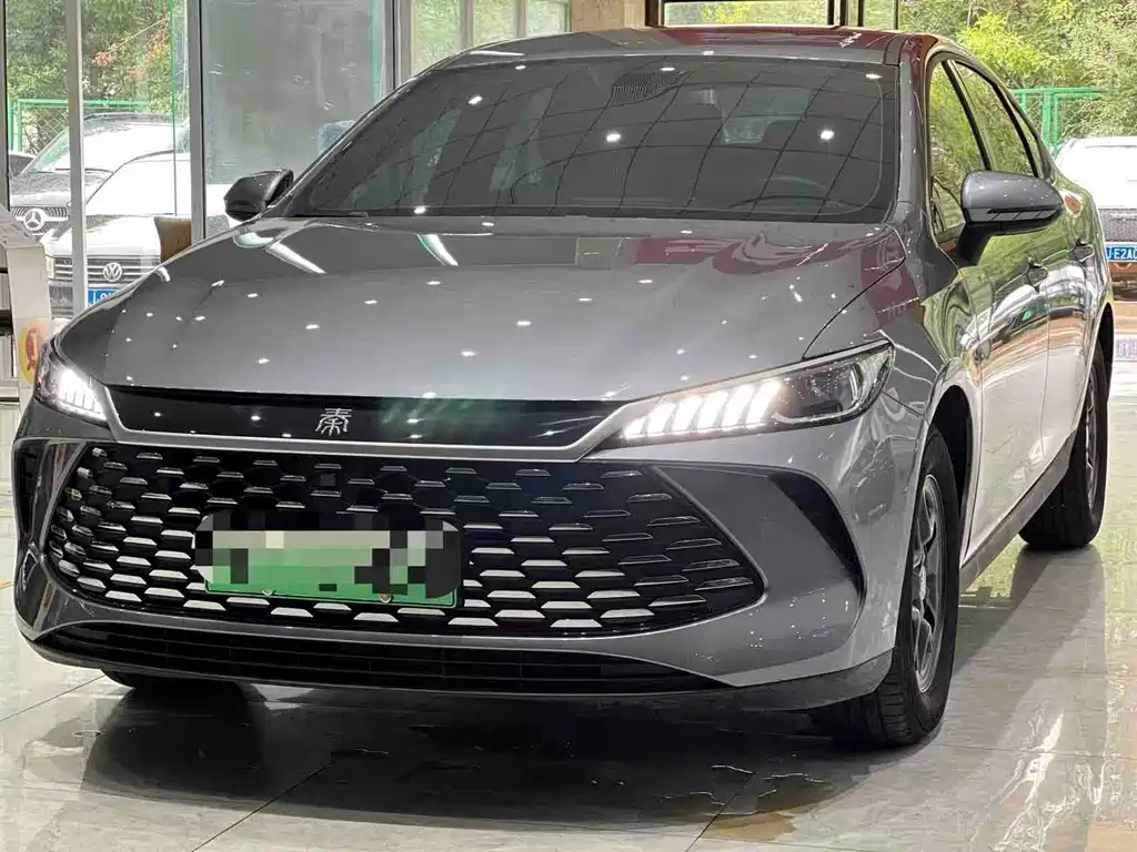 Qin PLUS 2025 DM-i smart driving version 55KM leading model купить на сайте DeffCars