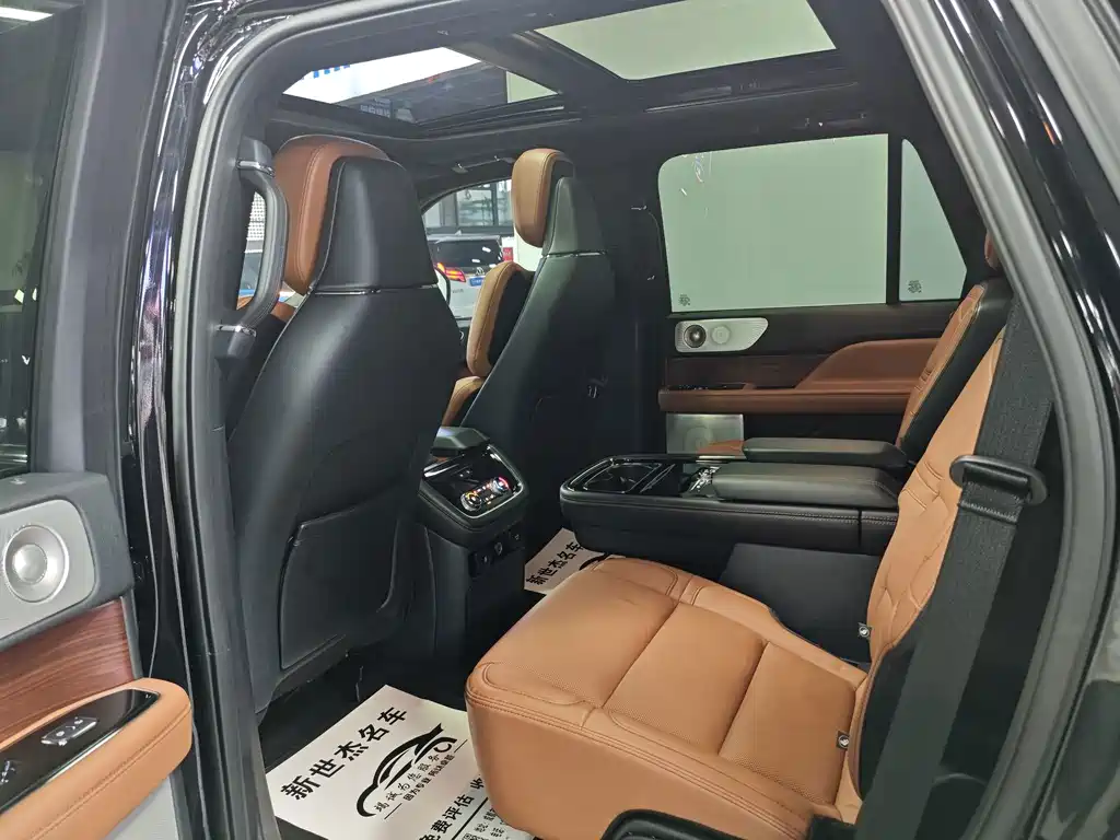 Navigator 2020 3.5T Honor Edition купить на сайте DeffCars
