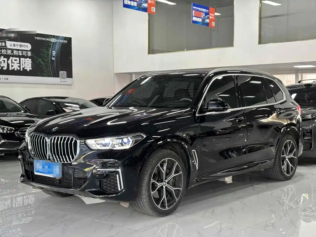 BMW X5 2022 facelift xDrive 40Li M sports package купить на сайте DeffCars