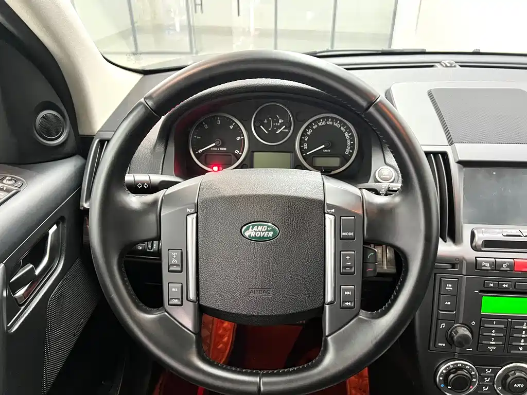 Freelander 2 2012 2.2T SD4 HSE diesel version купить на сайте DeffCars