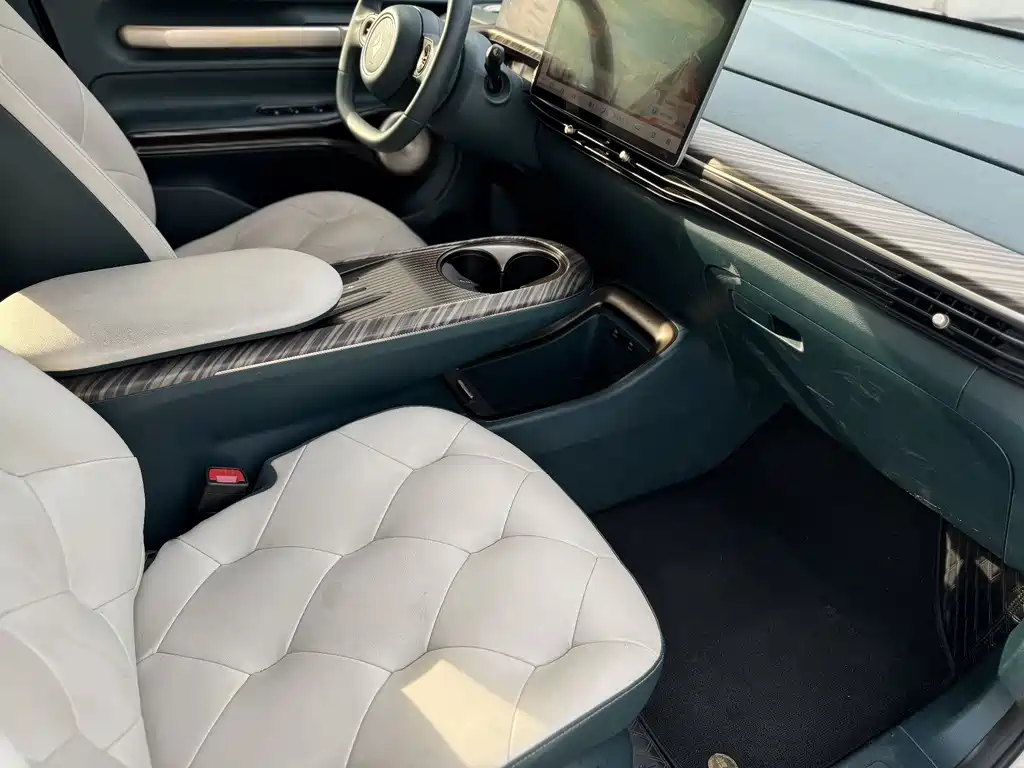 Baojun Yunduo 2023 460 Max купить на сайте DeffCars