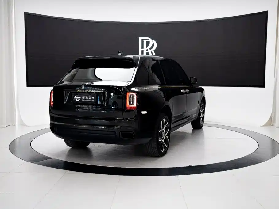 Cullinan 2020 Black Badge купить на сайте DeffCars