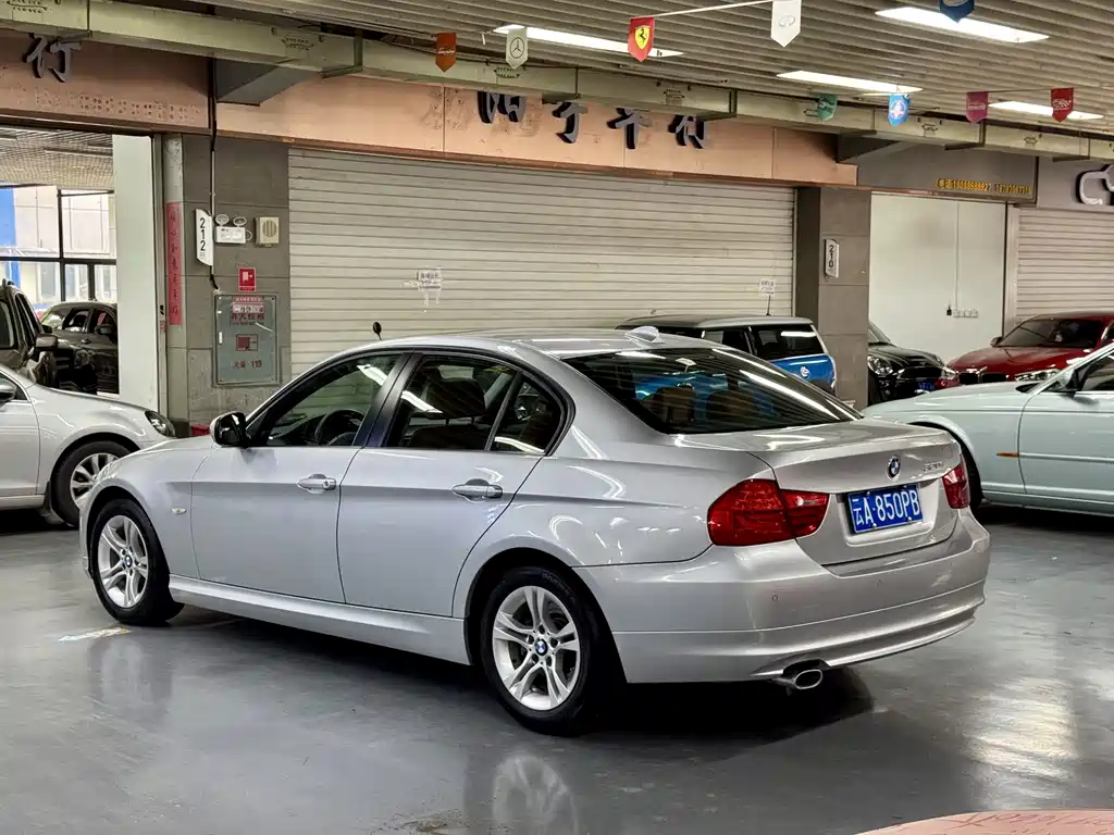 BMW 3 Series 2011款 320i 时尚型 купить на сайте DeffCars
