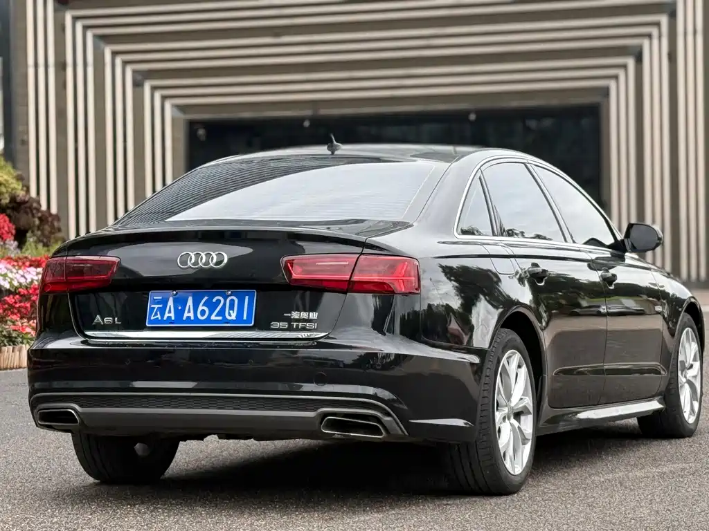 Audi A6L 2018 30th Anniversary Model 35 TFSI Fashion Edition купить на сайте DeffCars