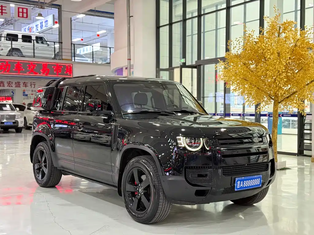 Land Rover Defender 2022 90 2.0T P300 X-DYNAMIC HSE купить на сайте DeffCars