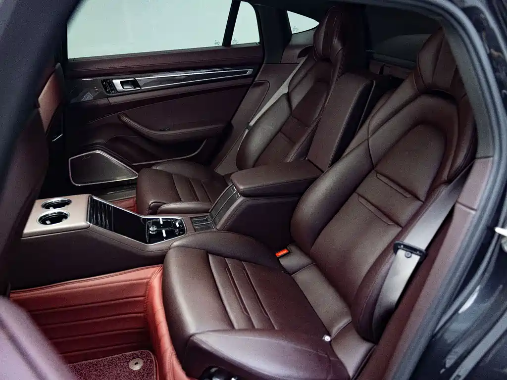 Panamera 2021 Panamera Executive Extended Edition 2.9T купить на сайте DeffCars