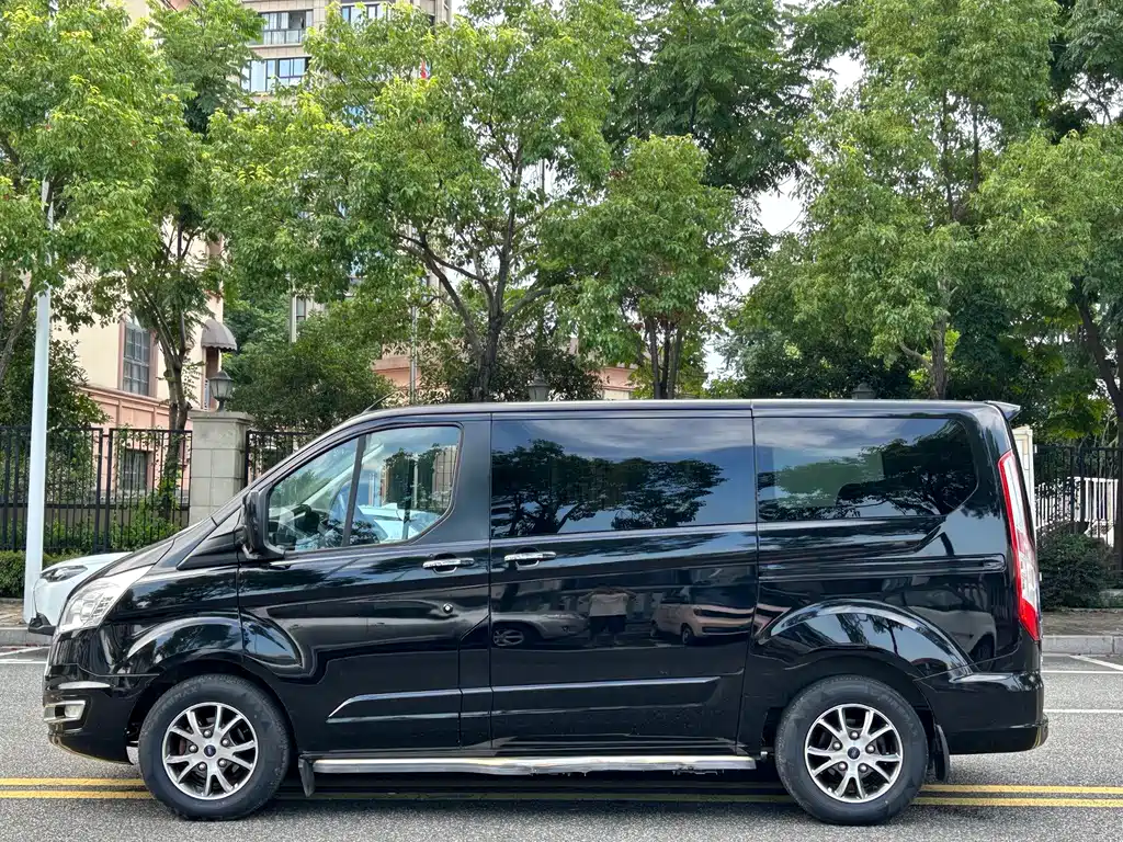 Tourneo 2017 2.0T Automatic Lite Edition купить на сайте DeffCars