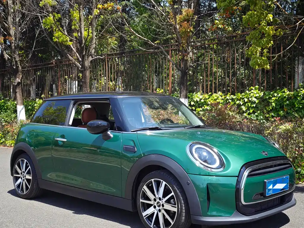 MINI 2022 facelift 1.5T COOPER artist купить на сайте DeffCars