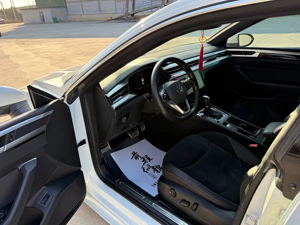 FAW-Volkswagen CC 2021 330TSI Dazzling Edition купить на сайте DeffCars