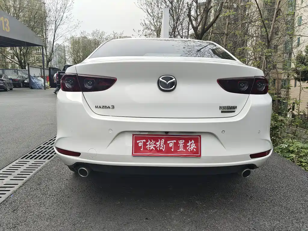 Mazda3 Angkesela 2021 2.0L Automatic Premium Edition купить на сайте DeffCars