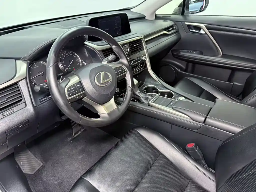 Lexus RX 2020 300 2WD Elite Edition National VI купить на сайте DeffCars
