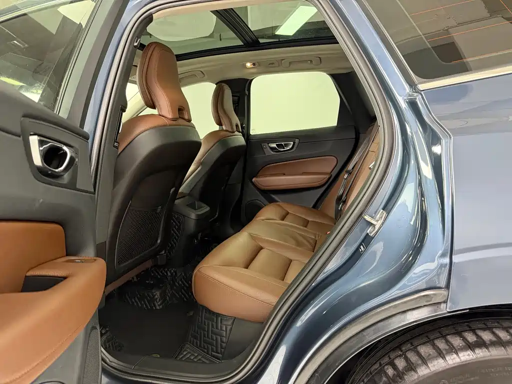 Volvo XC60 2019 T5 Four-wheel Drive Smart Edition National VI купить на сайте DeffCars
