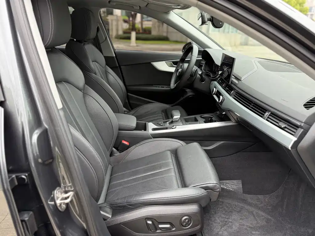 Audi A4L 2022 40 TFSI Fashionable and Dynamic купить на сайте DeffCars