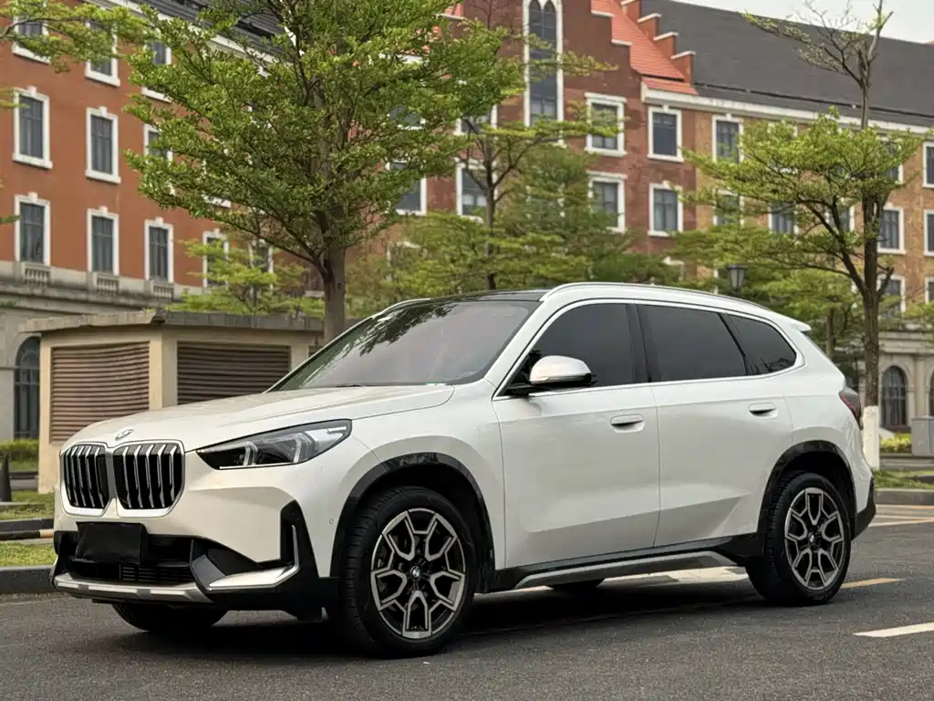 BMW X1 2024 sDrive25Li X Design Package купить на сайте DeffCars