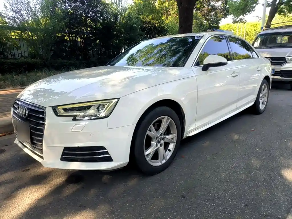 Audi A4L 2018 30th Anniversary Model 40 TFSI Enterprising купить на сайте DeffCars