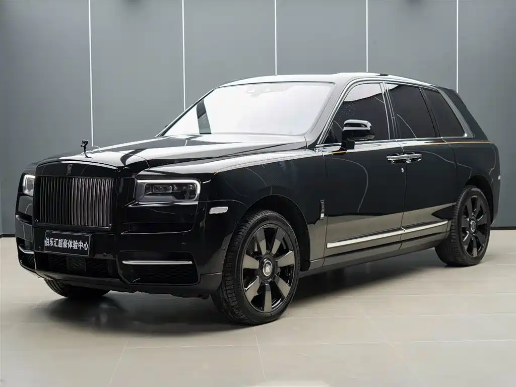 Cullinan 2018 four-seat version купить на сайте DeffCars