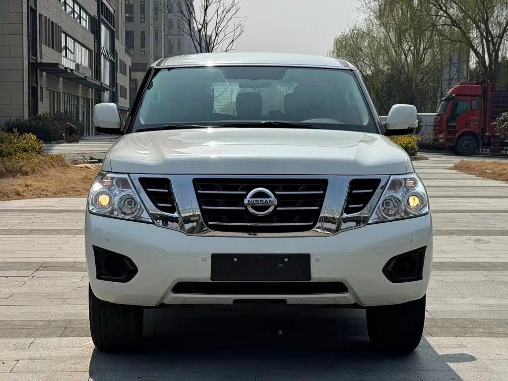 Patrol 2018 4.0L LinkedIn model купить на сайте DeffCars