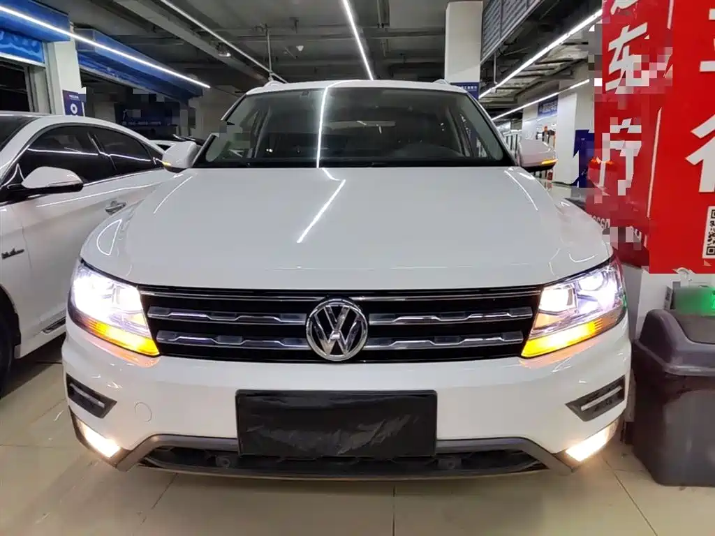 Tiguan L 2019 facelift 330TSI automatic two-wheel drive smart luxury version National VI купить на сайте DeffCars