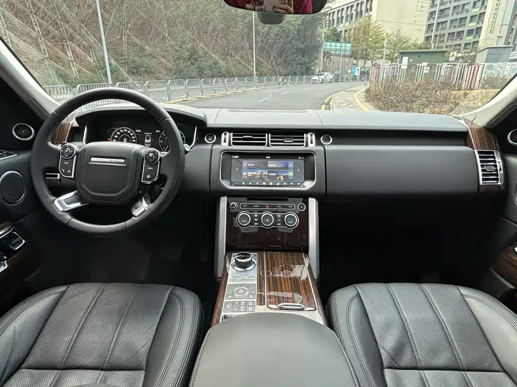 Range Rover 2015 3.0 TDV6 Vogue купить на сайте DeffCars