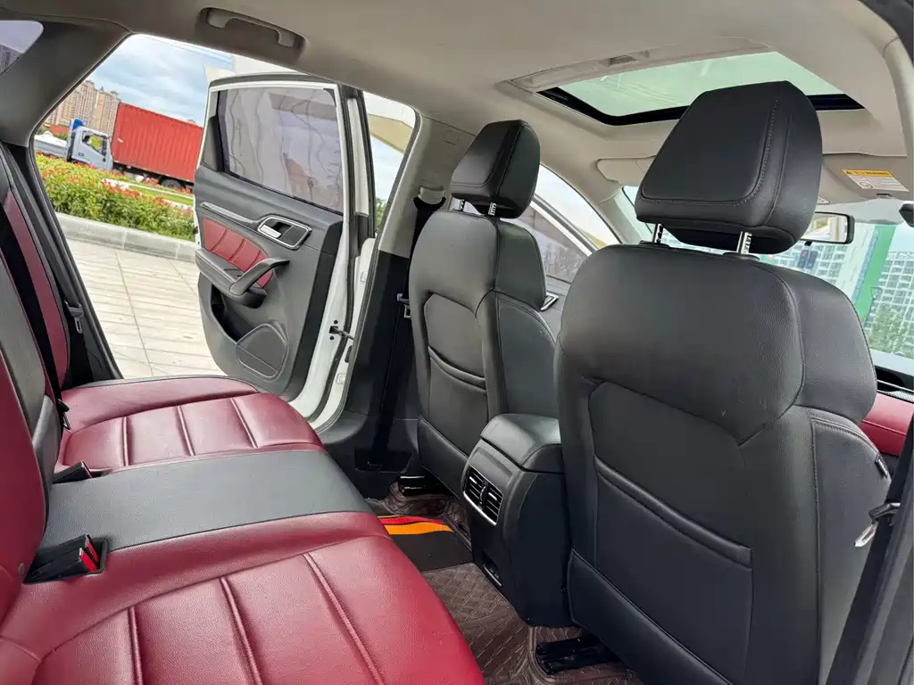 MG6 2019 20T Automatic Trophy Competition Edition + Sports Rear Row Racing Package купить на сайте DeffCars