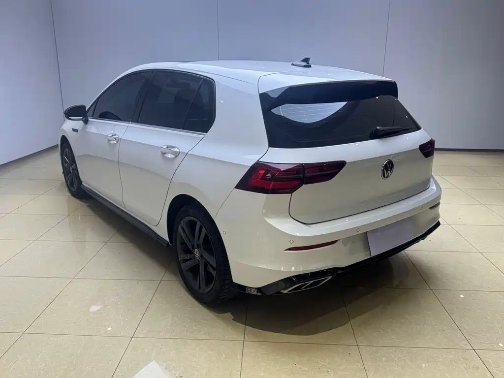 Golf 2023 280TSI DSG R-Line Lite купить на сайте DeffCars