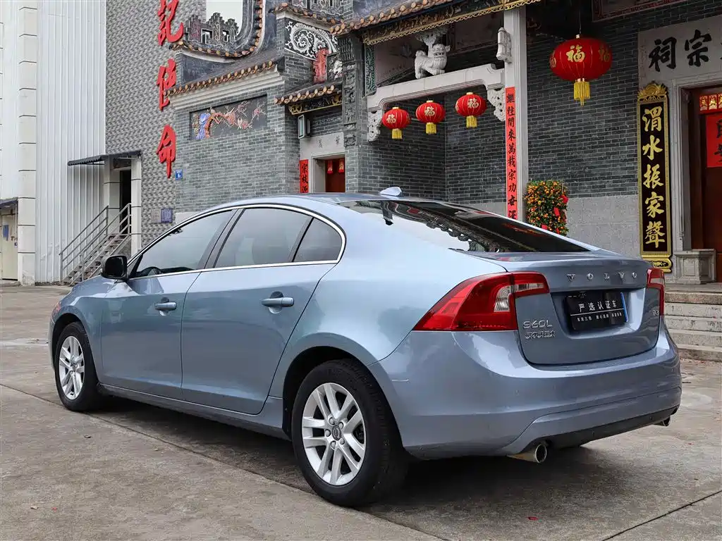 Volvo S60 2018 S60L T3 Smart Edition купить на сайте DeffCars