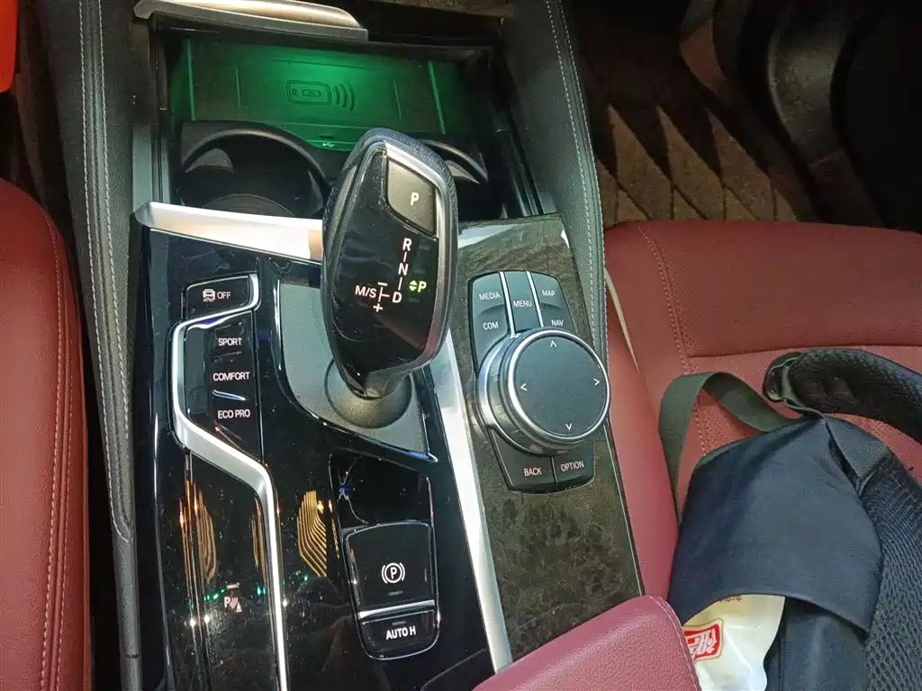 BMW 5 Series 2022 facelift 2 525Li M sports package купить на сайте DeffCars