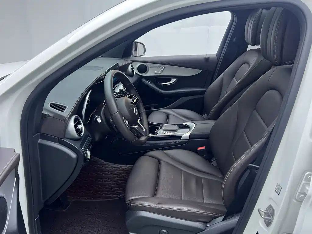 Mercedes-Benz GLC 2022 facelift GLC 260 L 4MATIC dynamic купить на сайте DeffCars