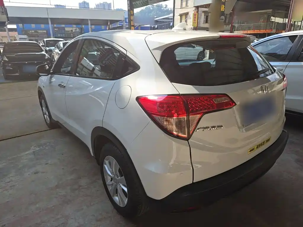Binzhi 2015 1.5L CVT two-wheel drive comfort model купить на сайте DeffCars