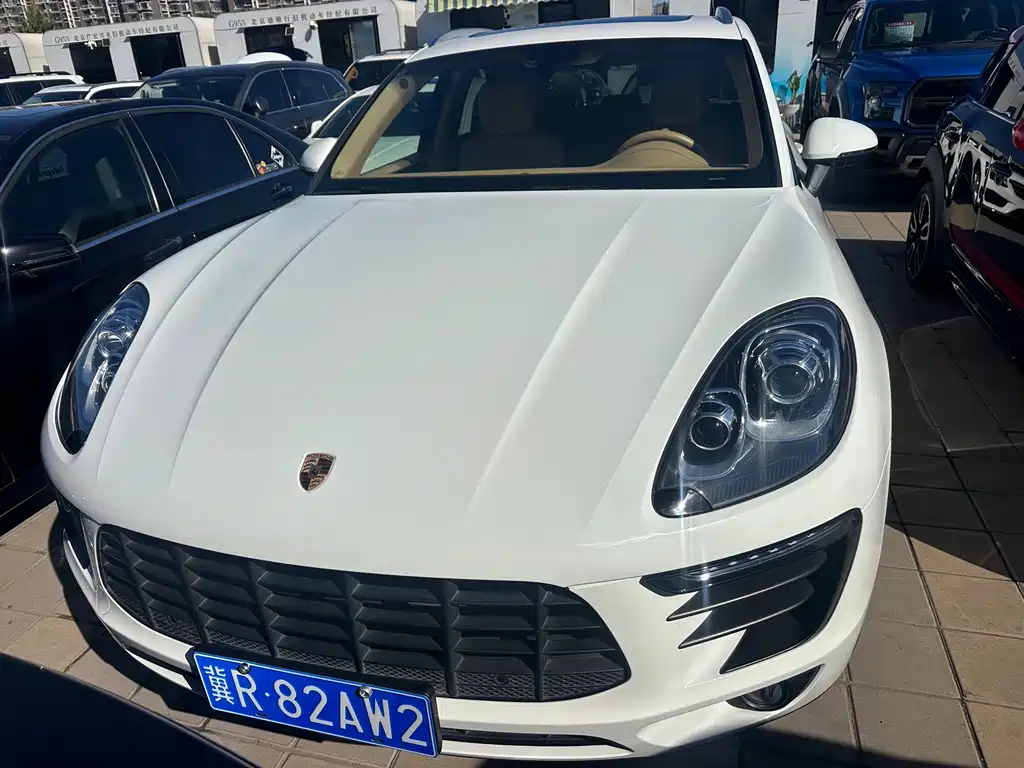 Macan 2016 Macan 2.0T купить на сайте DeffCars