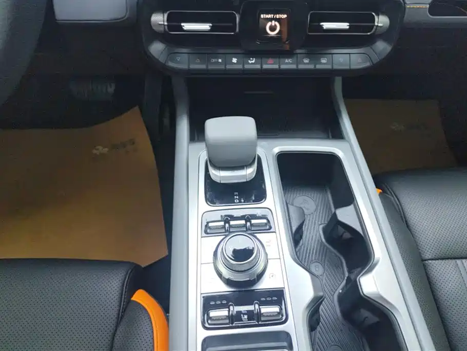 Beijing off-road BJ40 extended range 2025 advanced version купить на сайте DeffCars