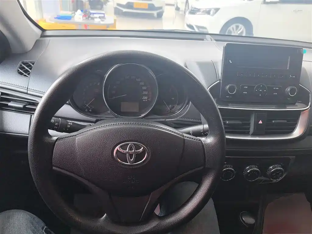 YARiS L Zhixuan 2021 1.5L CVT leading version купить на сайте DeffCars