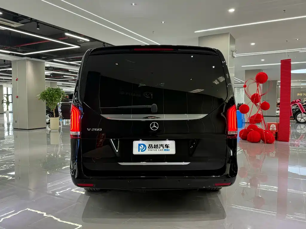 Mercedes-Benz V-Class 2022 V 260 Premium Edition купить на сайте DeffCars