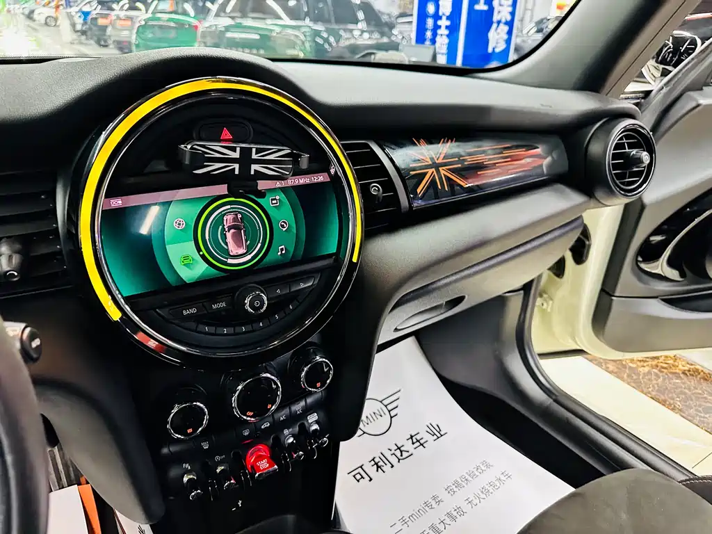 MINI 2021 1.5T COOPER racer купить на сайте DeffCars