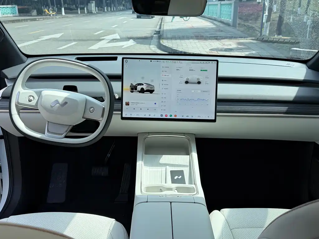 Ledo L60 2025 60kWh rear-wheel drive version купить на сайте DeffCars