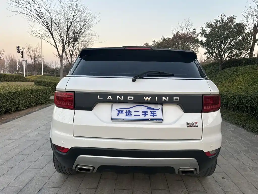 Landwind X7 2015 2.0T Panoramic Premium Edition купить на сайте DeffCars