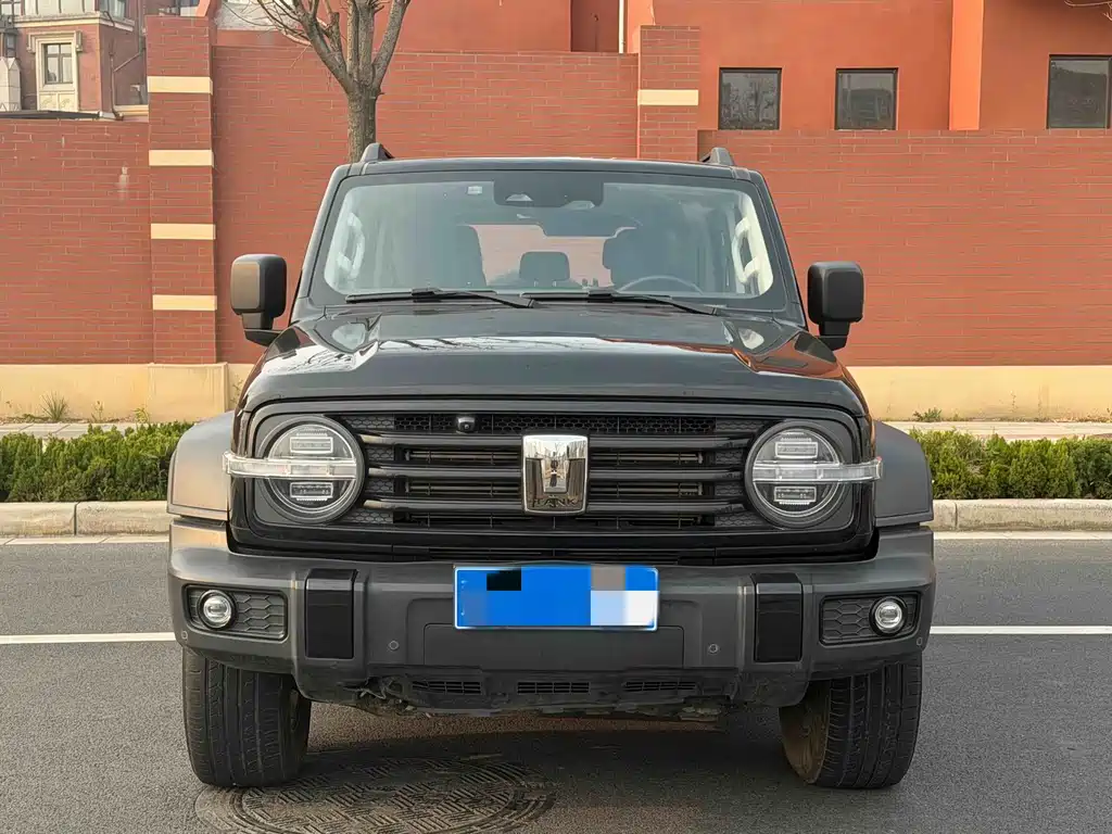 Tank 300 2023 Off-Road Version 2.0T Challenger купить на сайте DeffCars