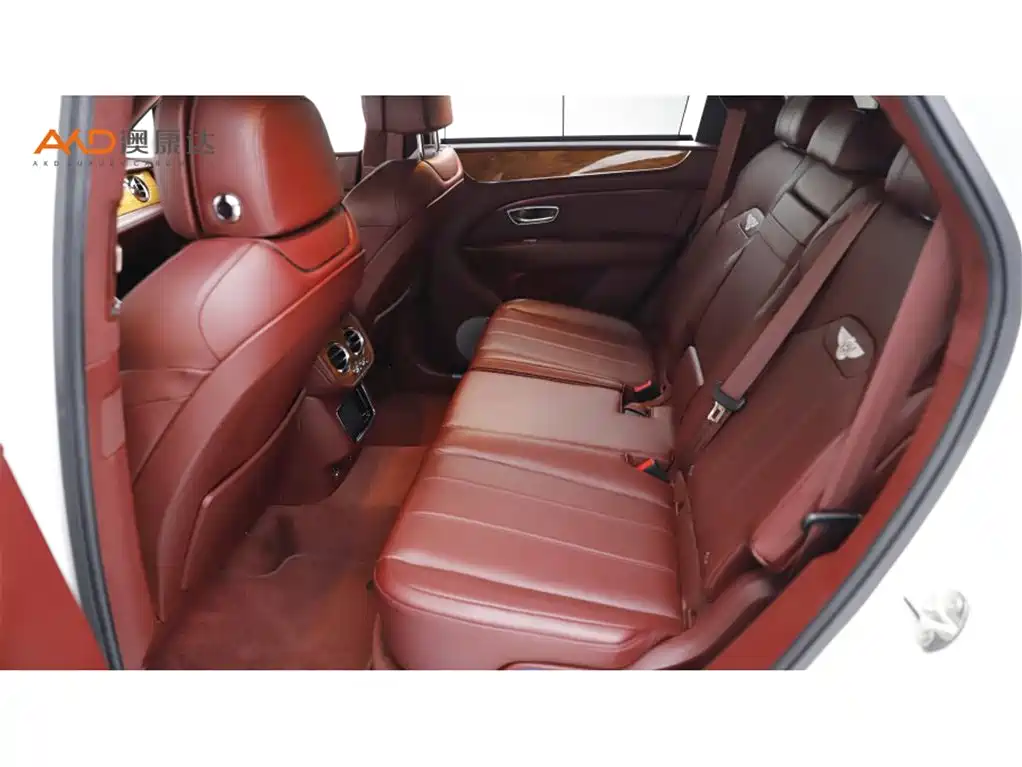 Bentayga 2021 4.0T V8 купить на сайте DeffCars