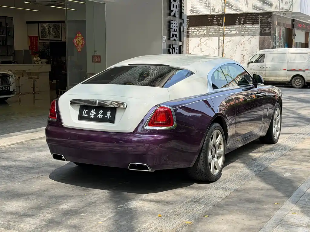 Wraith 2018 6.6T standard model купить на сайте DeffCars