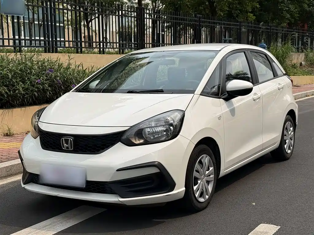 Fit 2021 1.5L CVT Trendy Edition купить на сайте DeffCars