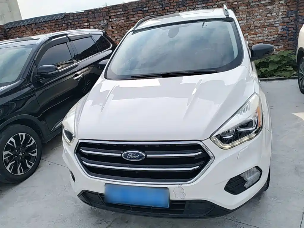 Escape 2017 EcoBoost 245 four-wheel drive luxury wing купить на сайте DeffCars