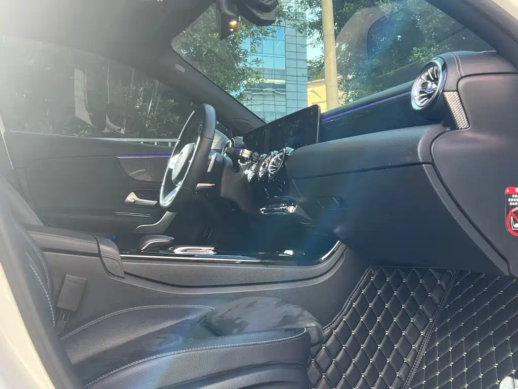 Mercedes-Benz A-Class 2020 A 200 L Sports Sedan купить на сайте DeffCars