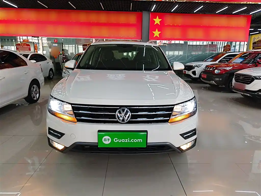 Tiguan L 2019 facelift 330TSI automatic two-wheel drive panoramic comfort version National VI купить на сайте DeffCars