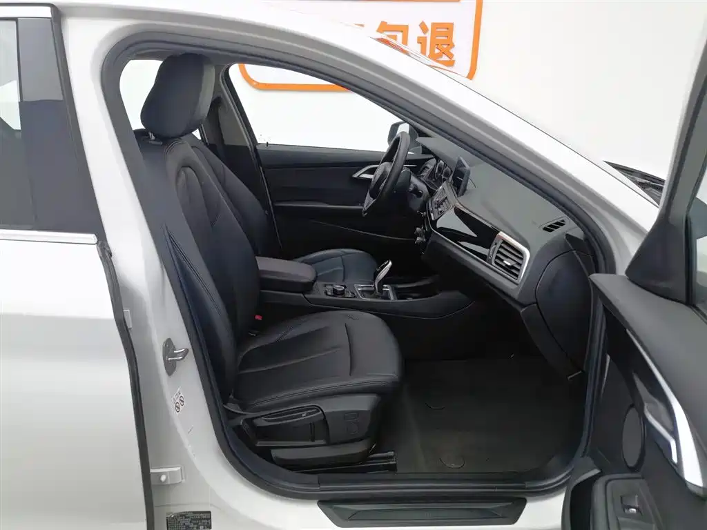 BMW 1 Series 2020 120i Fashion купить на сайте DeffCars