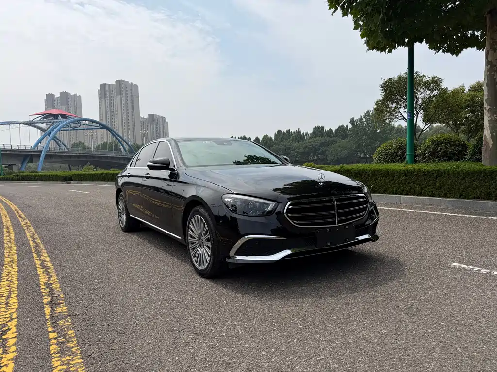 Mercedes-Benz E-Class 2016 E 200 L купить на сайте DeffCars
