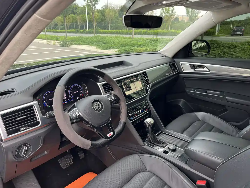 TERAMONT 2020 facelift 380TSI four-wheel drive luxury version купить на сайте DeffCars