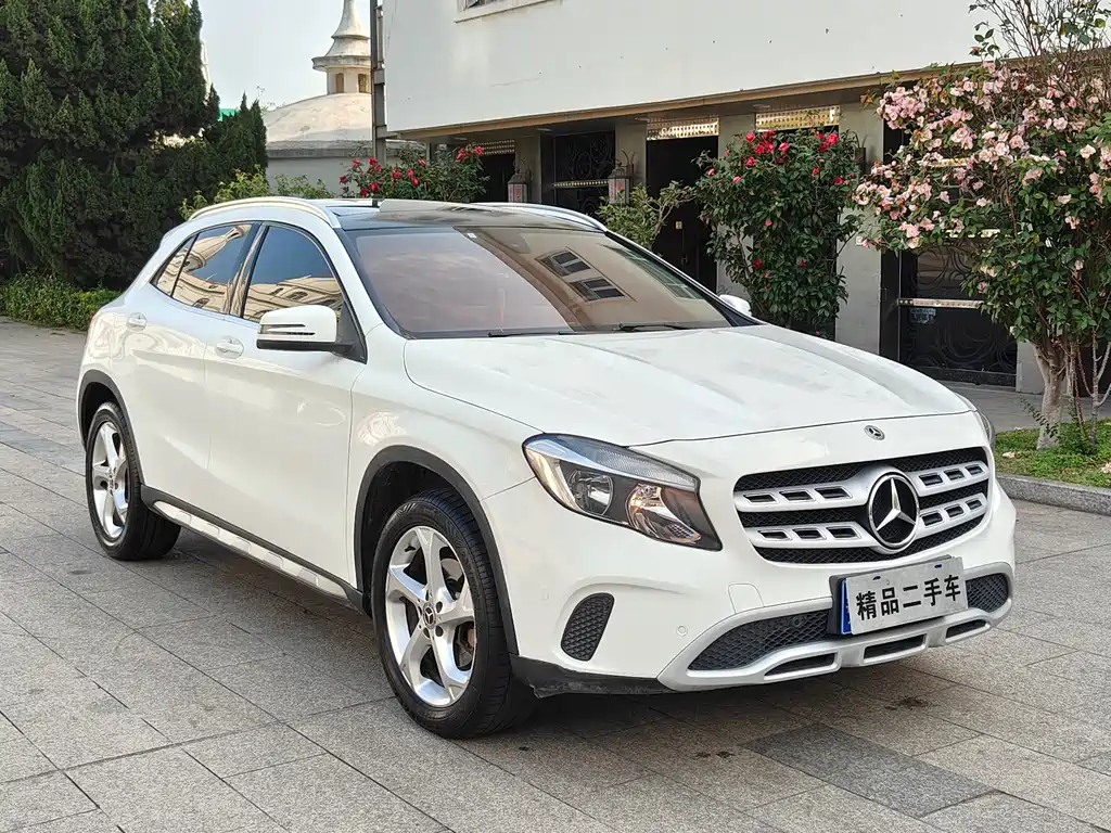 Mercedes-Benz GLA 2018 GLA 200 Dynamic купить на сайте DeffCars