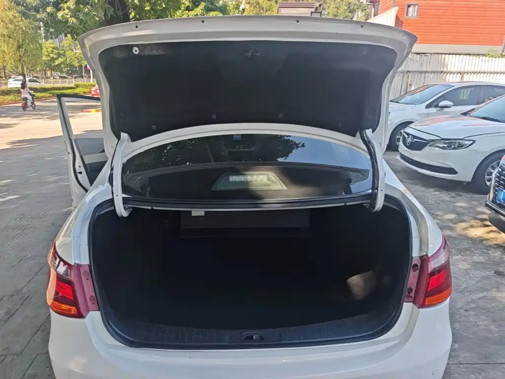 Dongfeng Fengshen E70 2021 Model Three 500 Super Edition купить на сайте DeffCars
